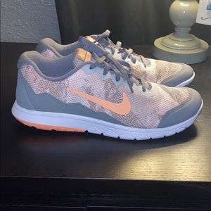 Nike flex experience rn 4